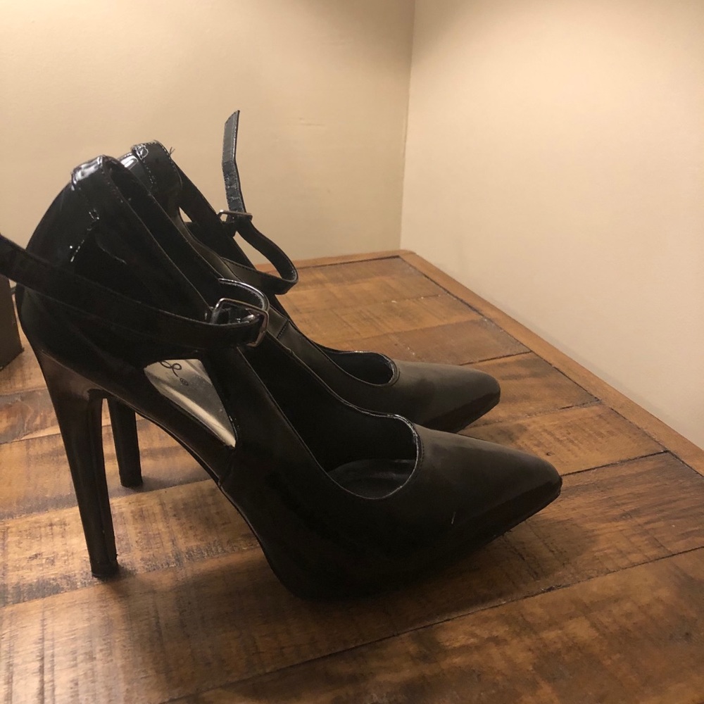 Black heels